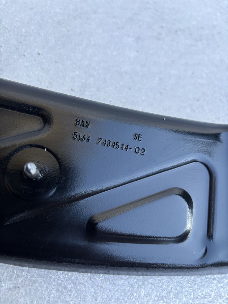 BMW X1 F48 X2 F39 pas przedni górny wzmocnienie zderzaka przód