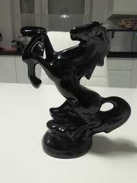 Figurka ceramiczna prl - koń/Mustang czarno - granatowy