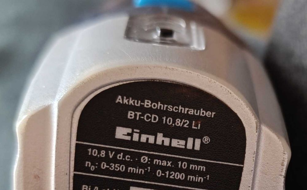 wiertarko wkretarka EINHELL 10,8v z ładowarką komplet