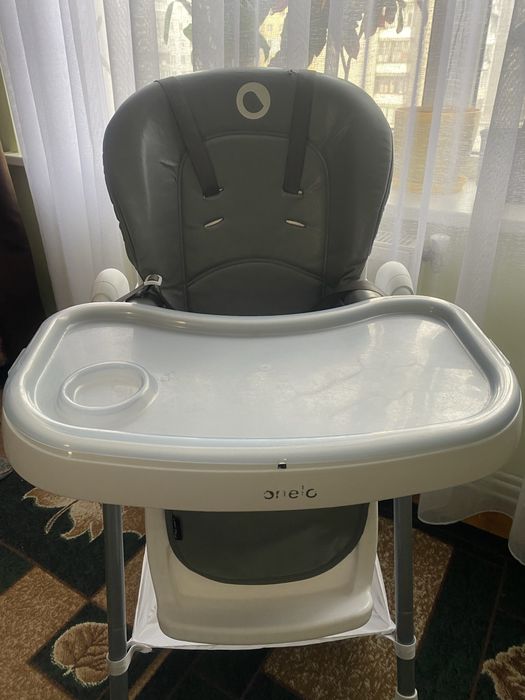 Годувальний Стільчик для годування Lionelo Linn Plus