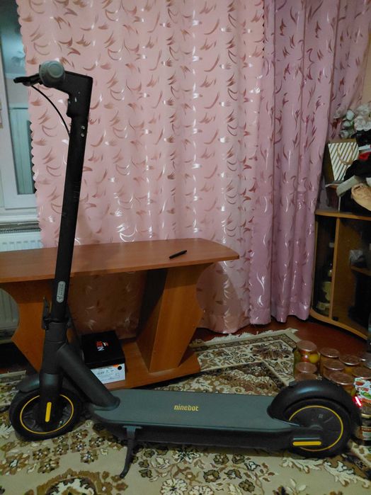 Ninebot KickScooter MAX G30