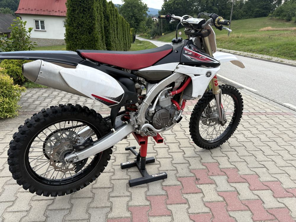 Yamaha yzf 450 cross 2011