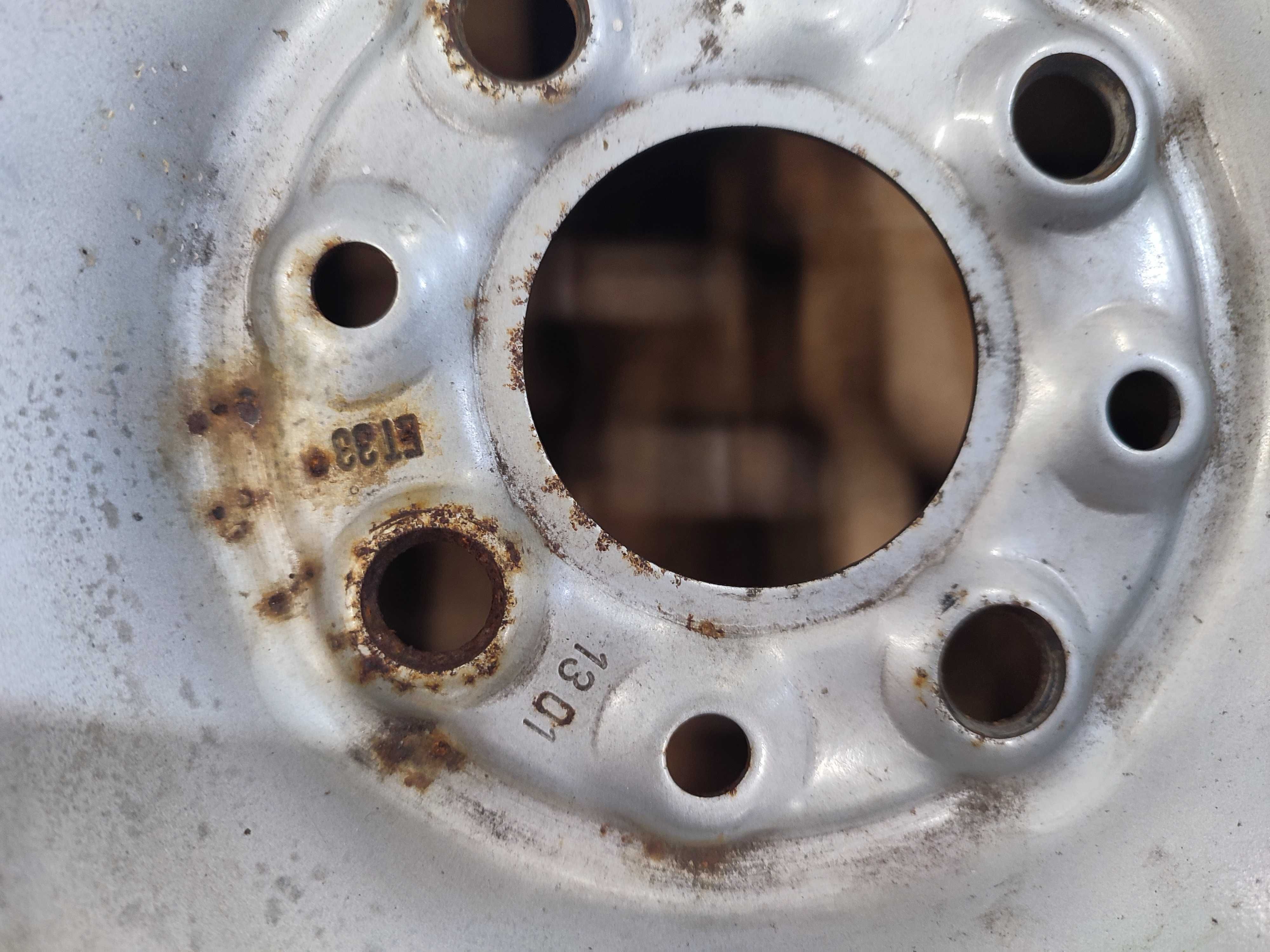 Felga Felgi Fiat Cinquecento Seicento 126p Bis Uno Panda 135/70 R13