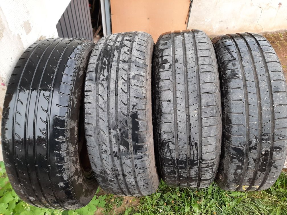 Koła opony letnie i felgi aluminiowe 4 szt. Komplet 195/65 R15 Renault