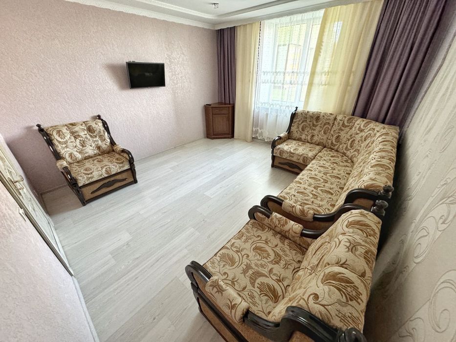 ‼️Вільно‼️ Двокімнатна квартира - вул. Степана Бандери 35