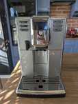 Używany ekspres ciśnieniowy Philips latteGo EP5334/10