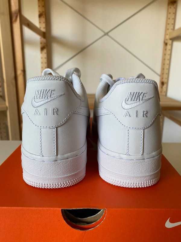 Buty/Nike_AirForce1White "Nowe Trampki" Roz.41