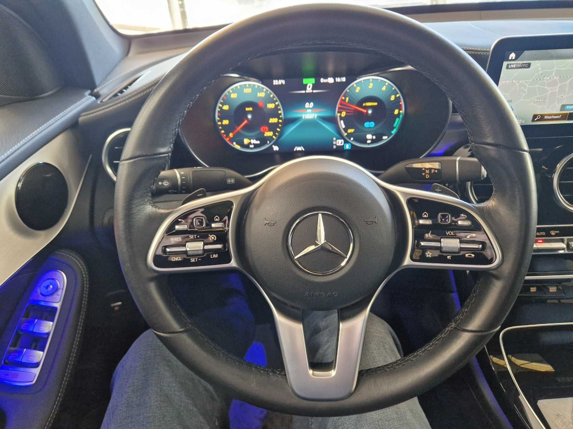 GLC300de Coupé hibrido