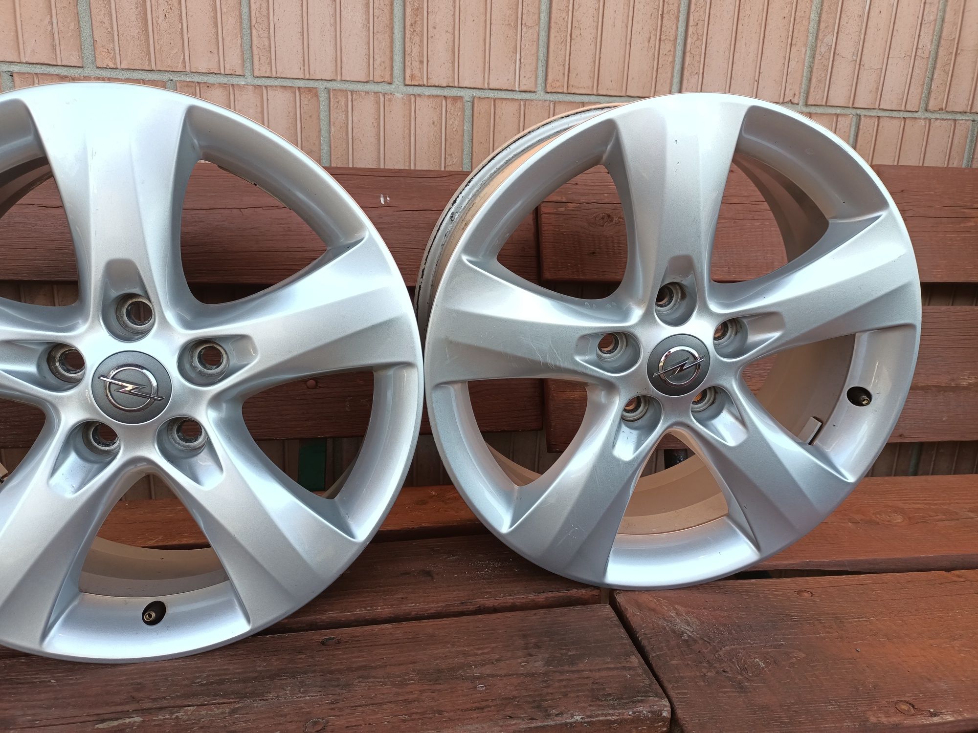 Felgi 5x115 R17 Opel