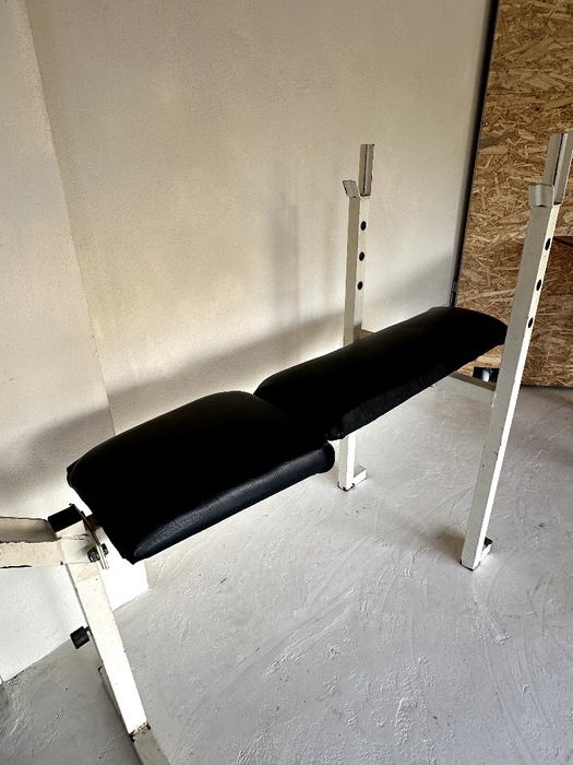 Banco de Supino com elevação