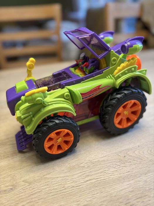 Pojazd Monster Roller Hero Superzings