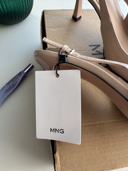 Мюлі, босоніжки, туфлі Mango, жіночі 37 розмір. Нові, купувала собі.