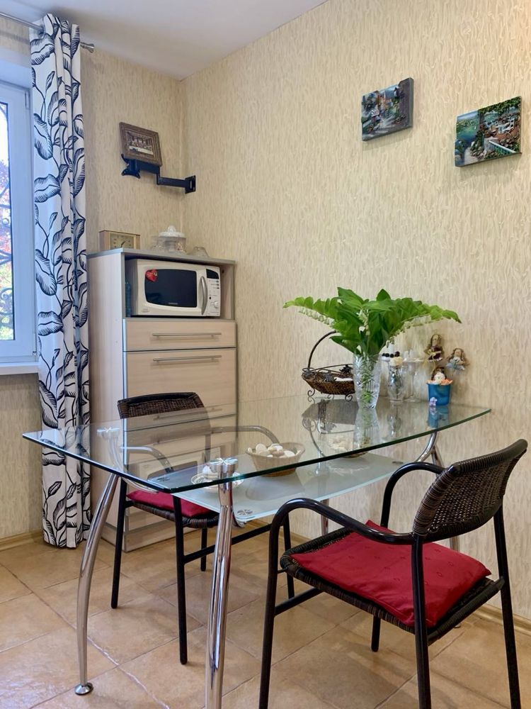 Продам 2 ком квартиру Бородинский , Великий Луг,  ул. Зеленая