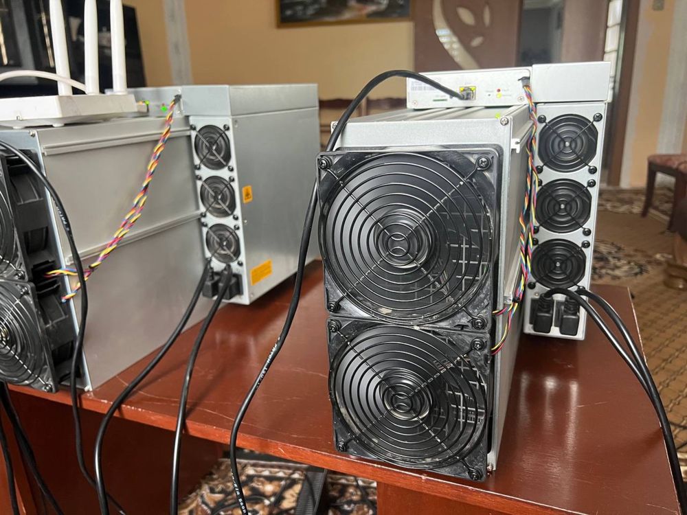 Asic Bitmain Antminer E9 Pro 4000 $