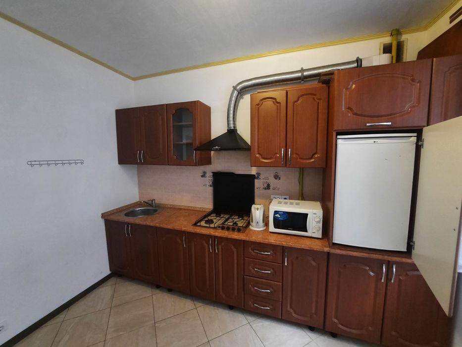 Оренда 1 кімнатної квартири, вул. Целевича