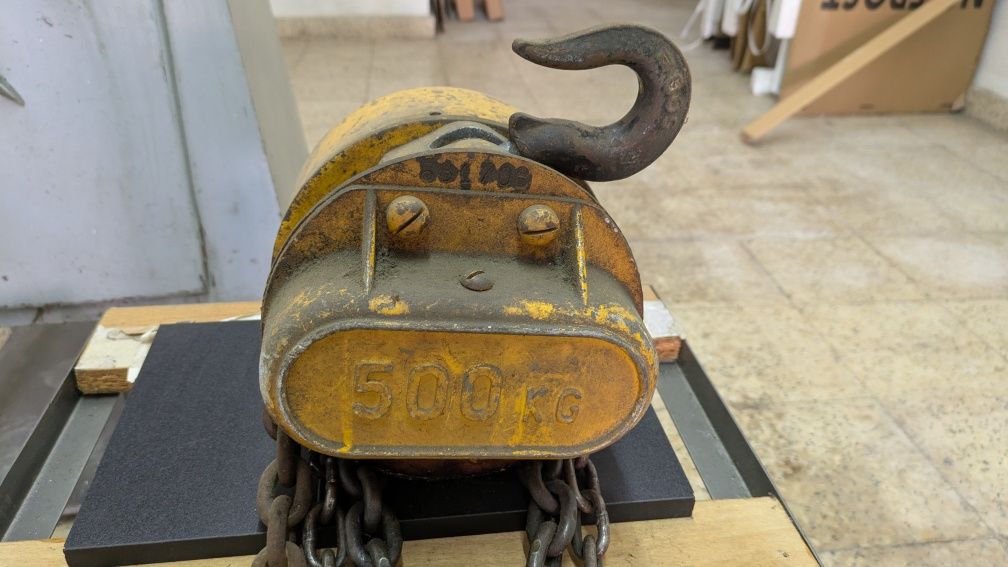 Guindaste com corrente guincho roldana 500KG