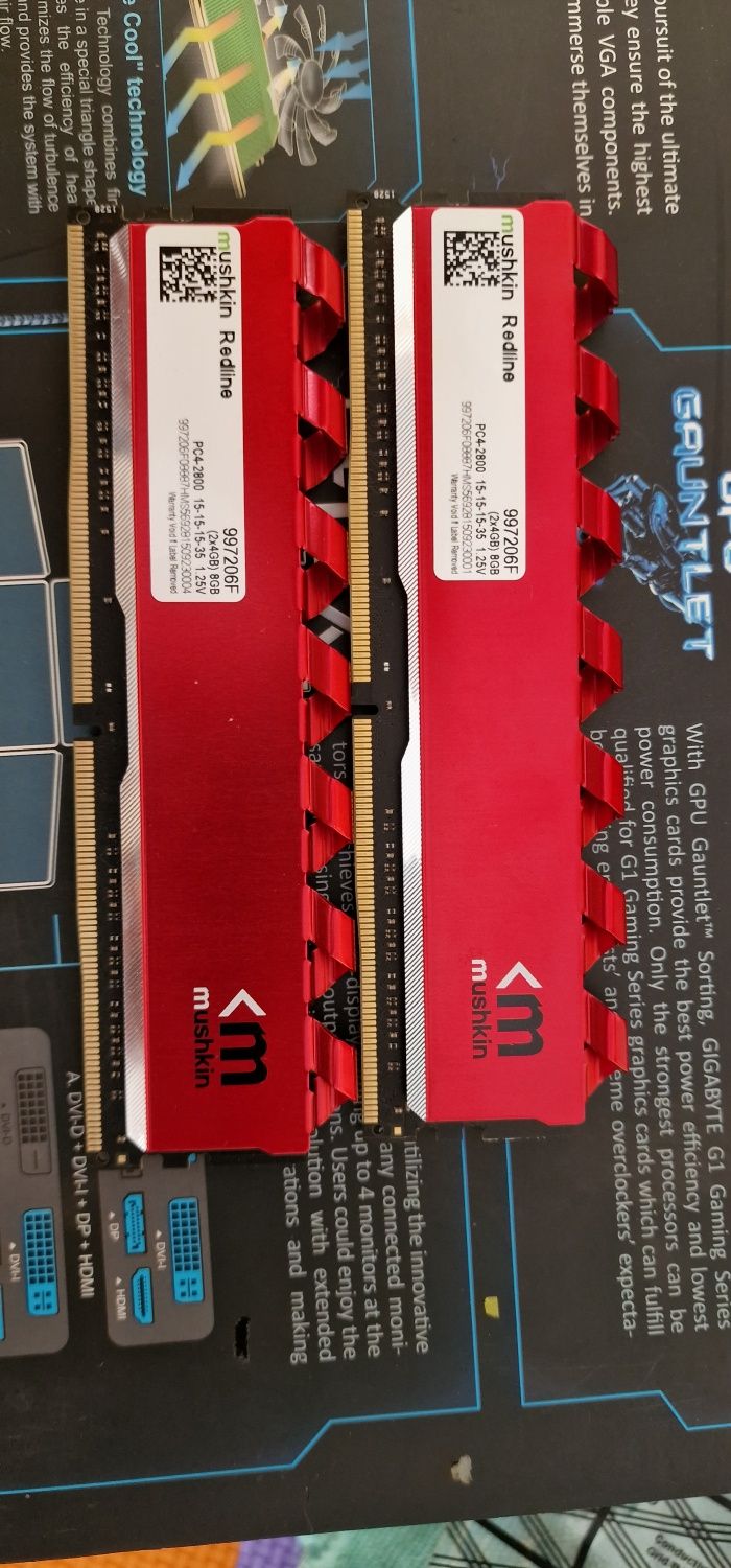 Pamięć RAM DDR4 Mushkin Redline Frostbyte 2x4GB 2800Mhz