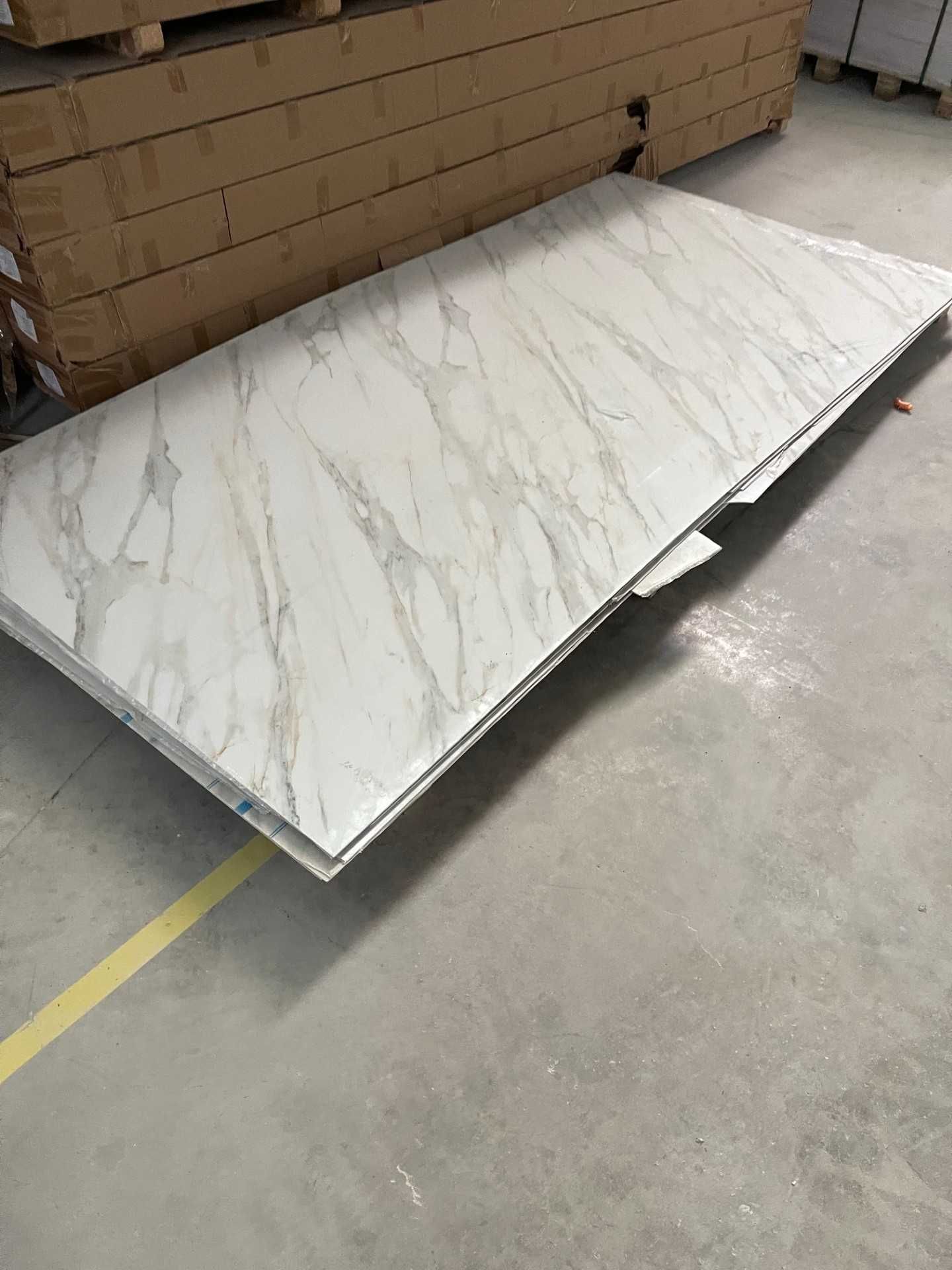 Placas PVC 2,44X1,22 – Preço UN - C/Alguns Riscos