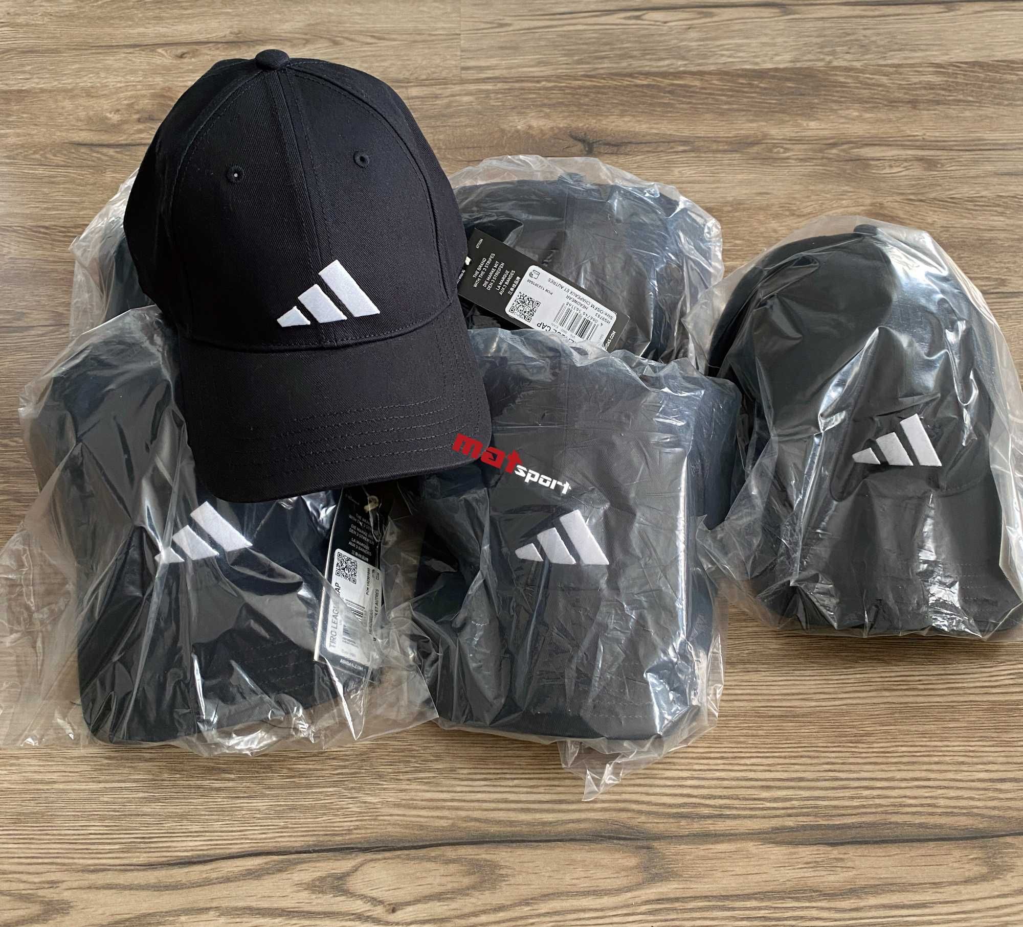 Czapka z daszkiem adidas® Tiro League Cap uniseks czarna| zwrot 14 dni