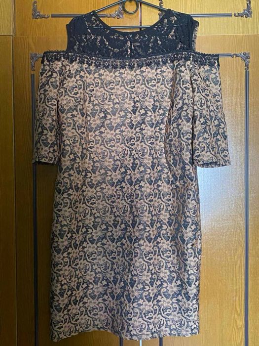 Сукня дуже гарна ! Стильна та модна!