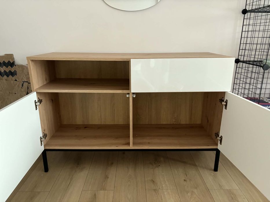 Komoda. Szuflada i polki, dab artisan