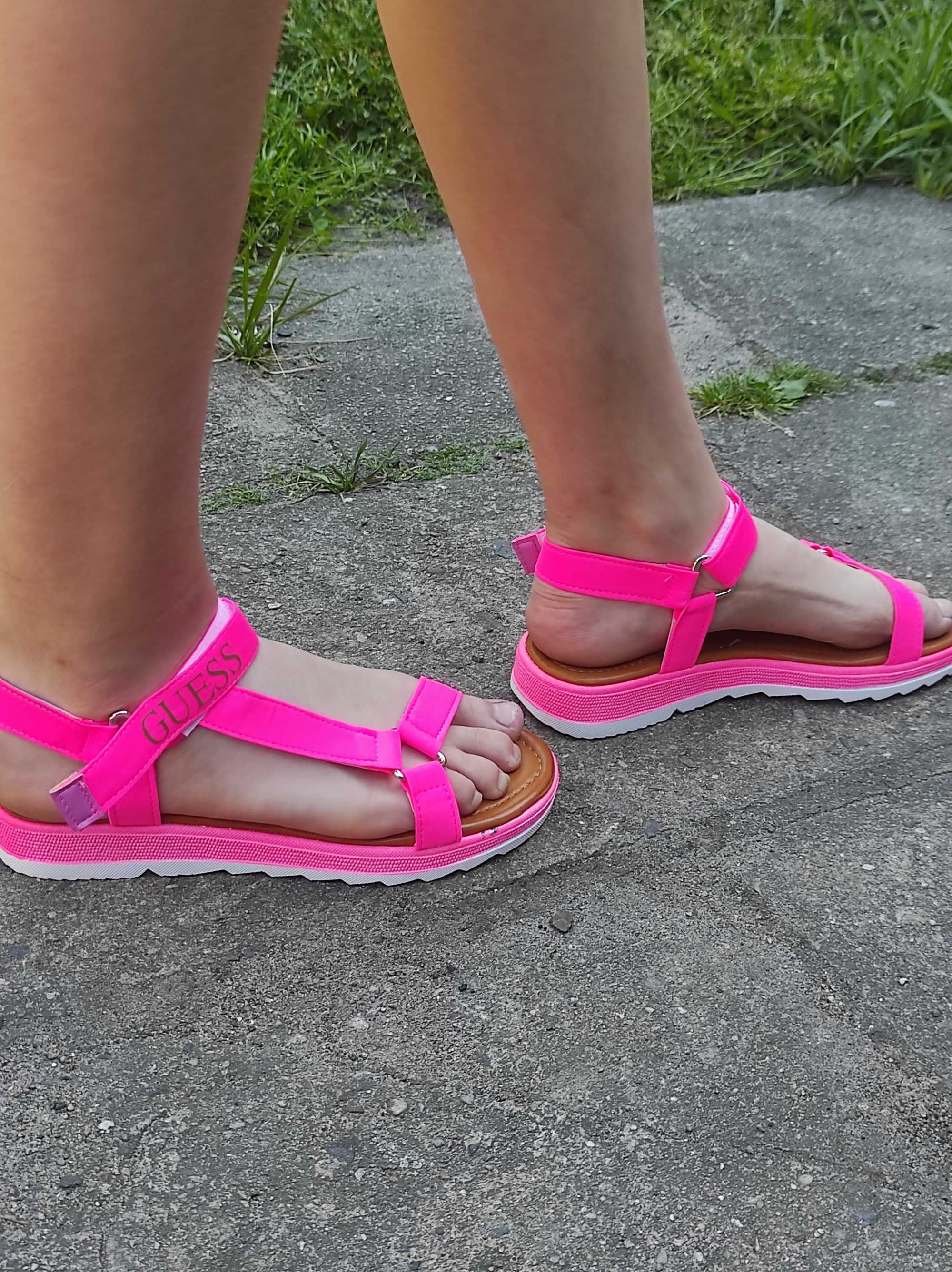 Różowe sandały damskie rozmiar 38