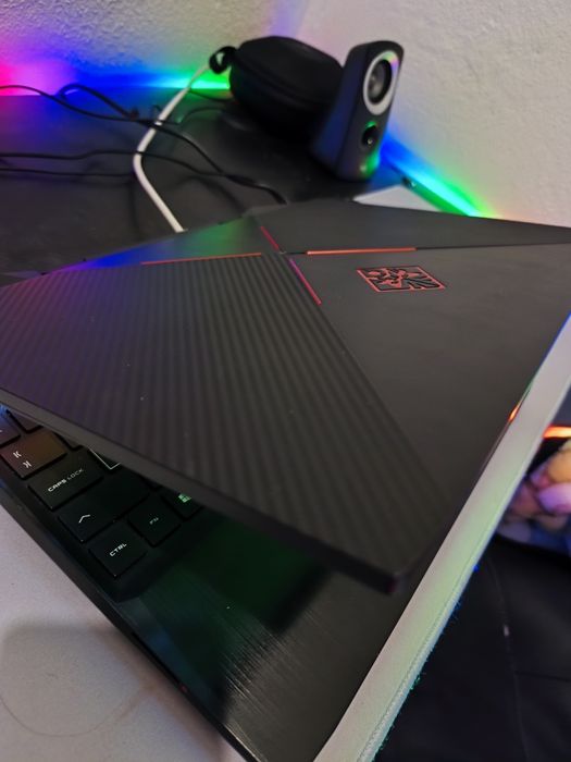 HP OMEN 15 (dc1009np) – Portátil Gaming