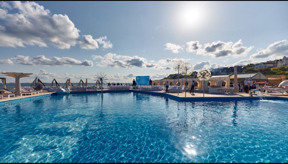 Сдам квартиру  посуточно  свободно с 31.10 ЖК Авторский  у Моря