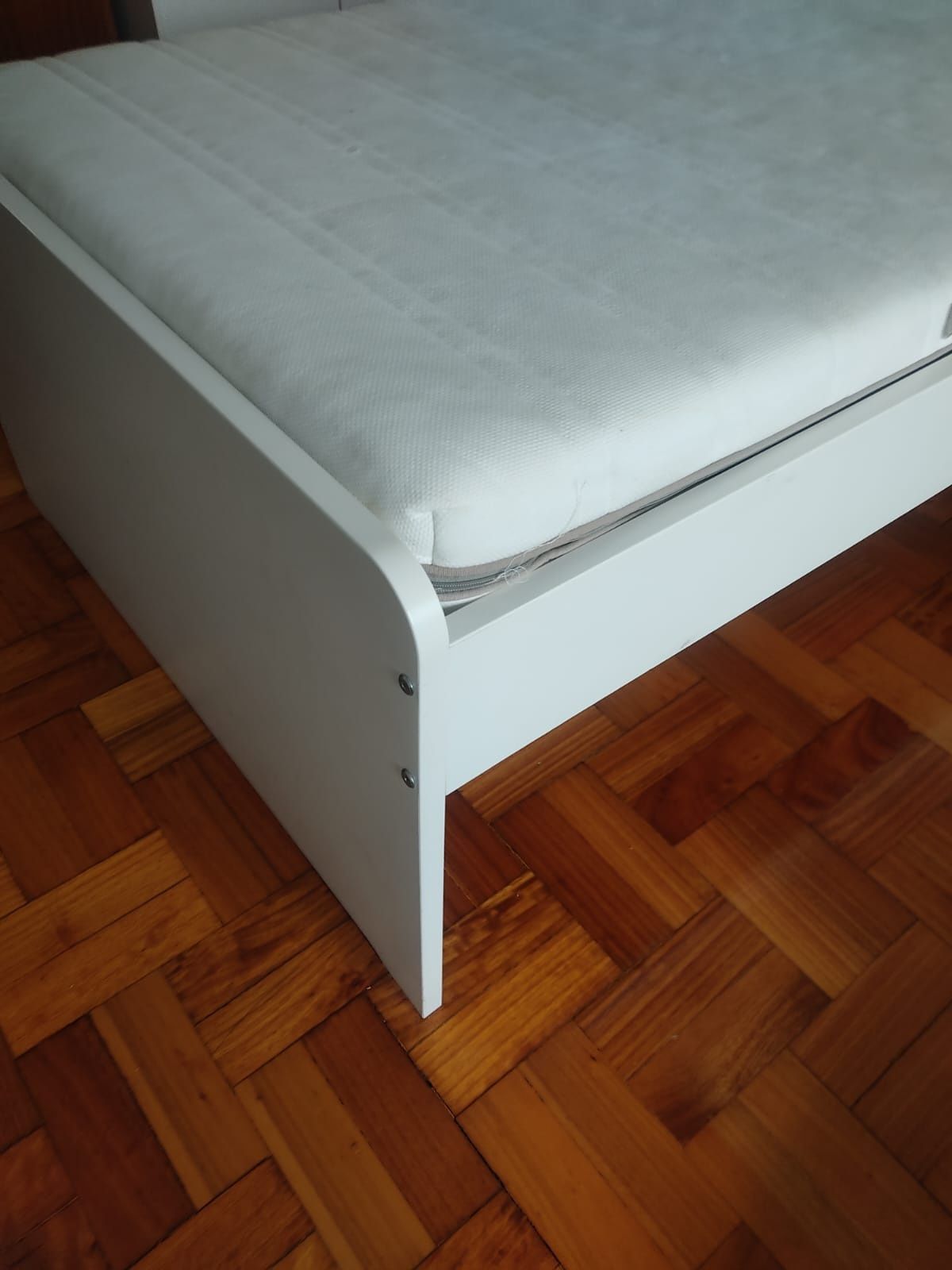 Cama de Solteiro IKEA