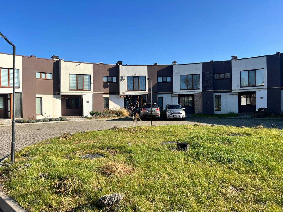 Продаж 3-кім. котеджу в котеджному містечку с.Бірки