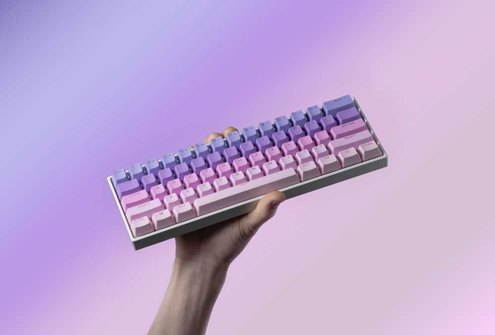 Новая клавиатура Corsair K65 RGB MINI 60% Mechanical Pastel Twilight