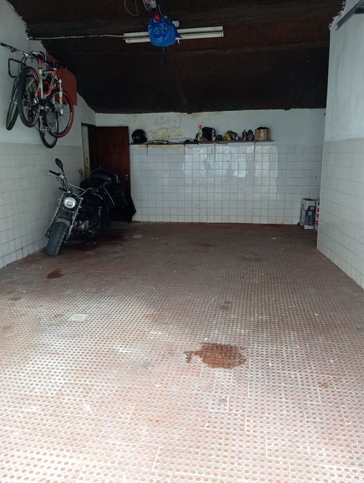 Arendar garagem com arrecadação