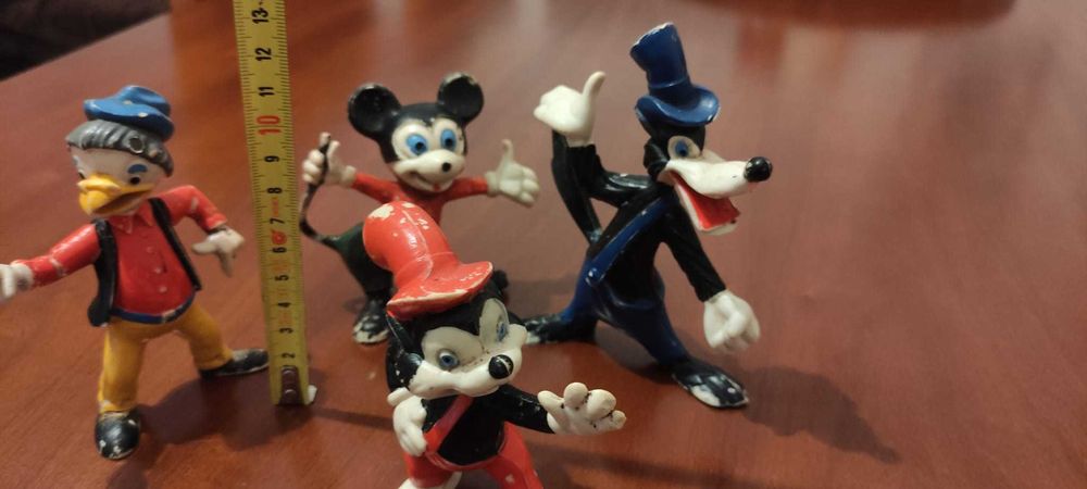 Bonecos Figuras da Disney