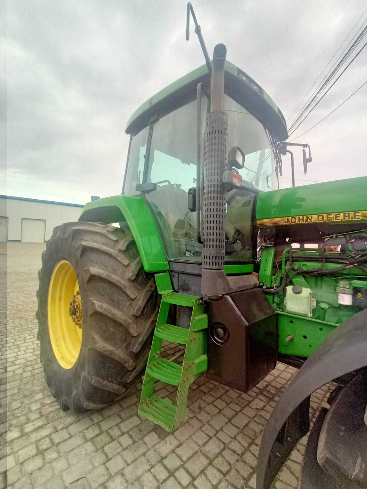 Трактор John Deere 7600 - 1995 рік