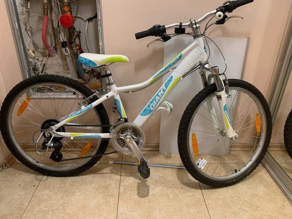 Велосипед Giant 24