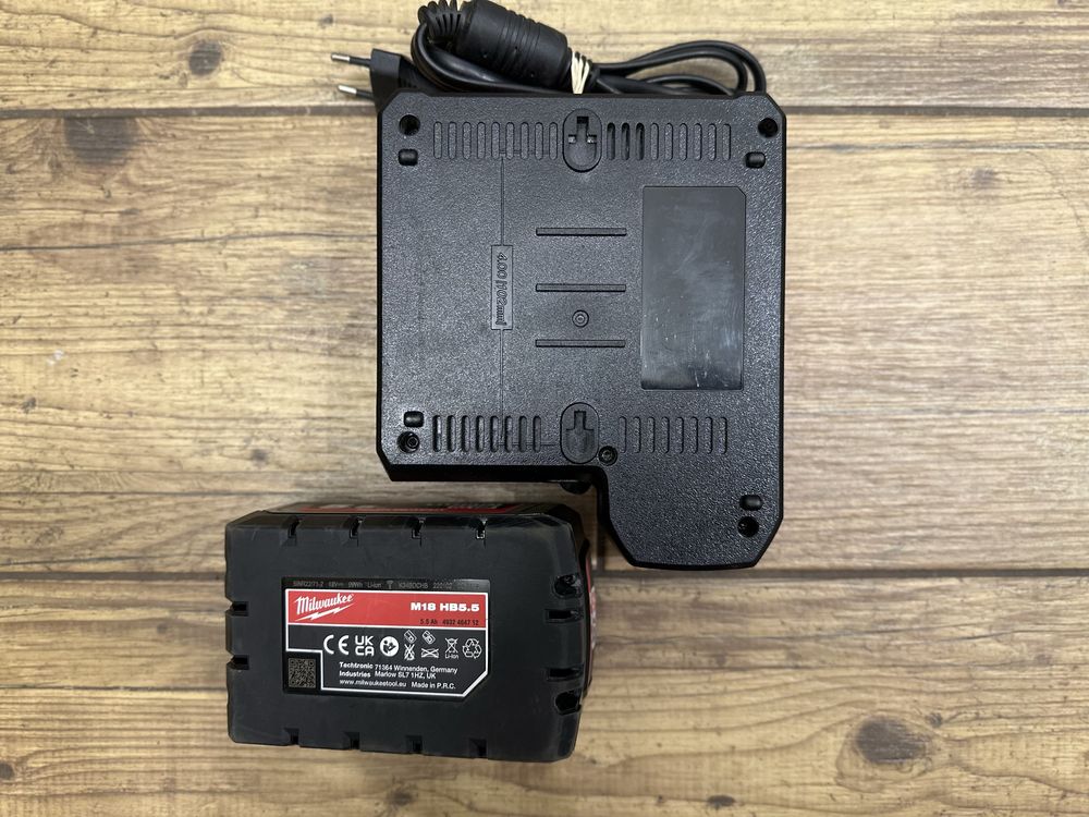 Akumulator Milwaukee M18 5,5AH 2022r. | szybka ładowarka M12-18FC