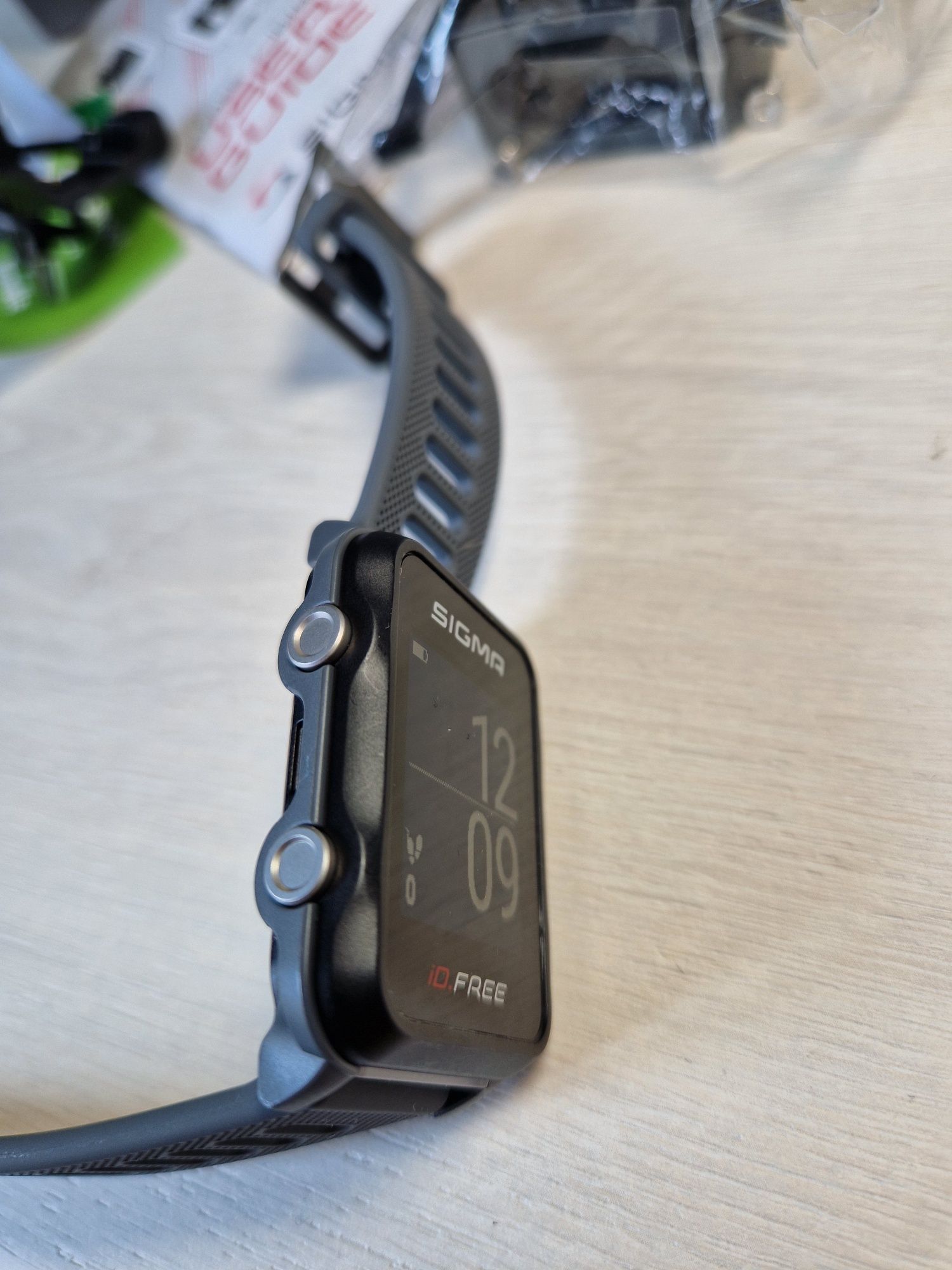 Zegarek sportowy smartwatch Gps Sigma id.Free. jak nowy, pełen komplet
