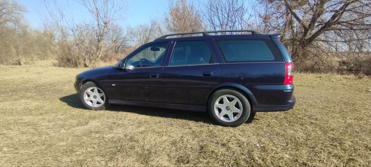 Opel Vectra B 1.6