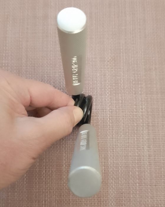 Эспандер кистевой Heavy Grip 300 LBS, original.