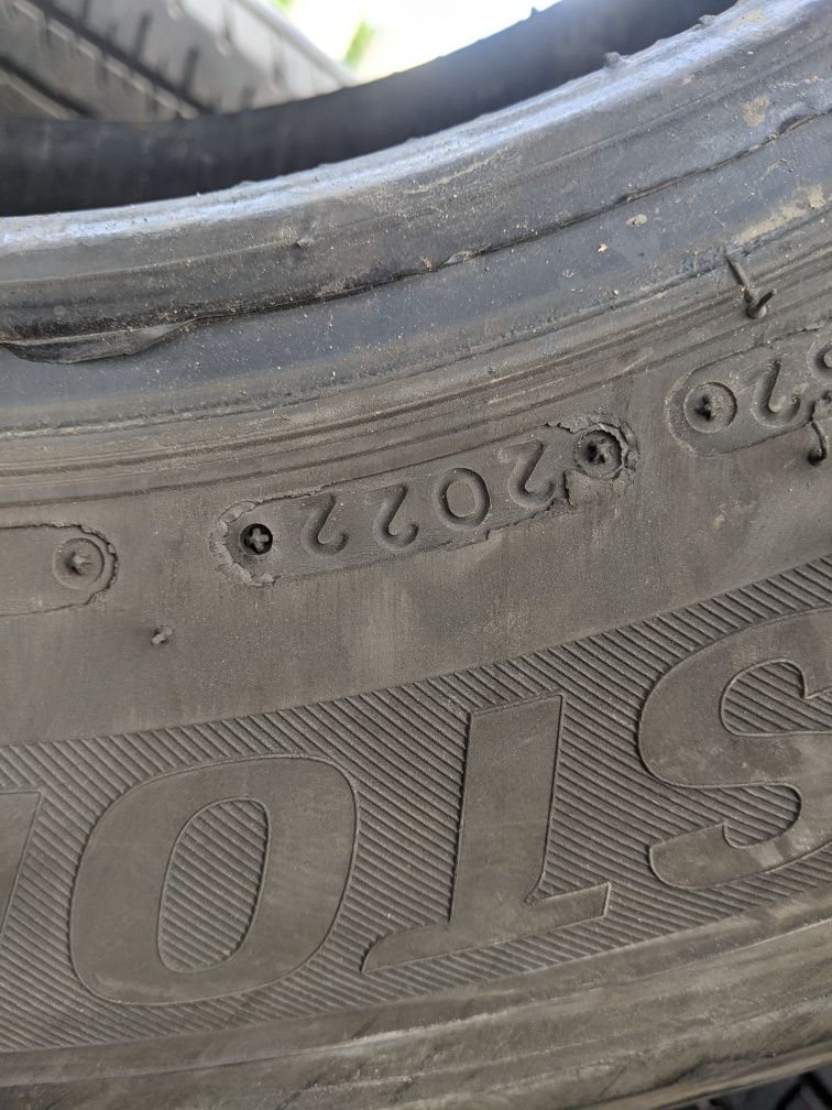 225/75R16C Bridgestone 22рік.