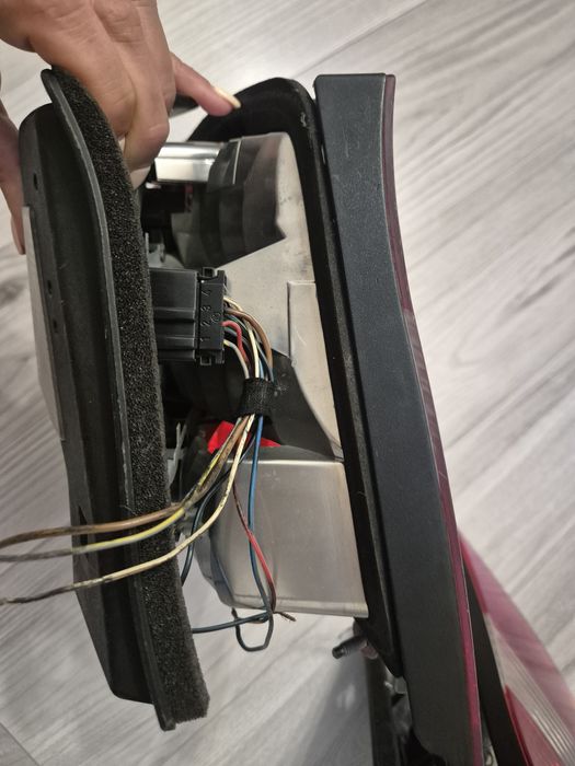 Lampa tylna bmw e46 sedan Prawa