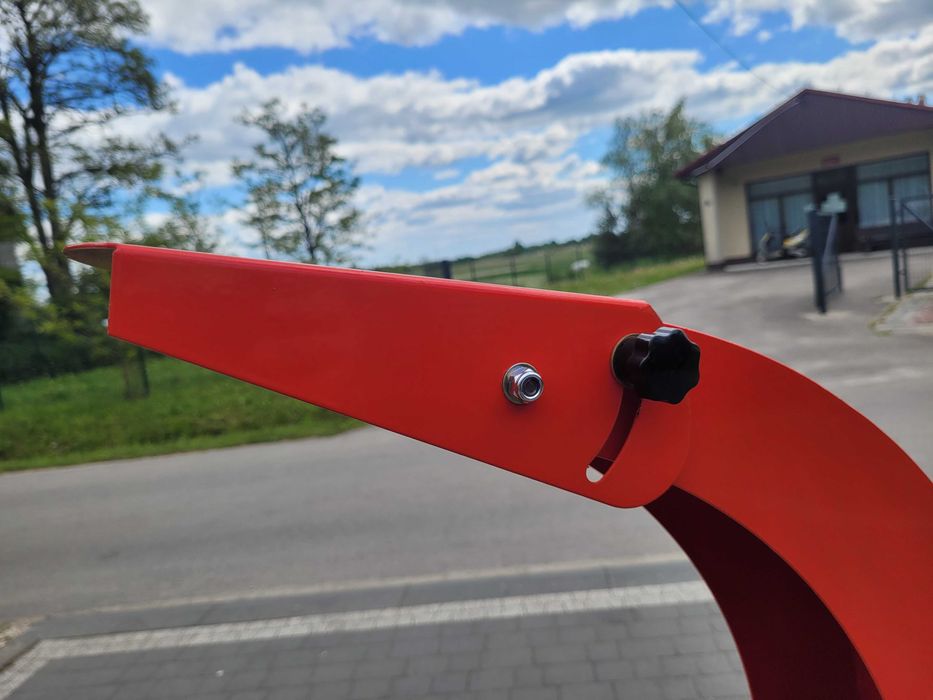 Rozdrabniacz do gałęzi/ Rębak tarczowy nożowy do ciągnika- DOWÓZ