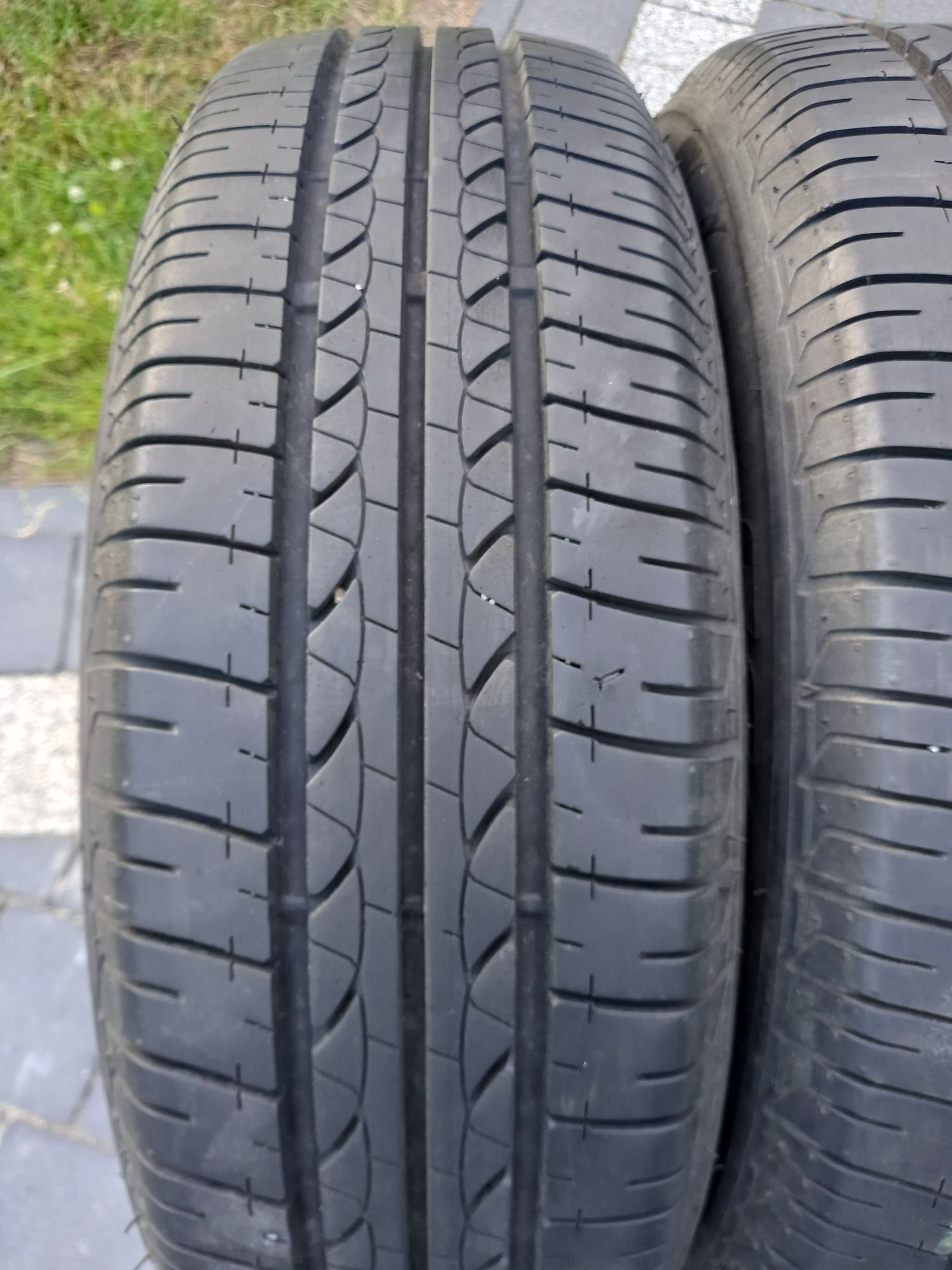 Opony letnie 185/65R15