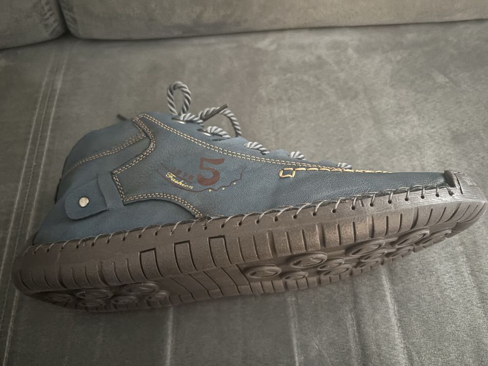 Buty rozmiar 43 trampki