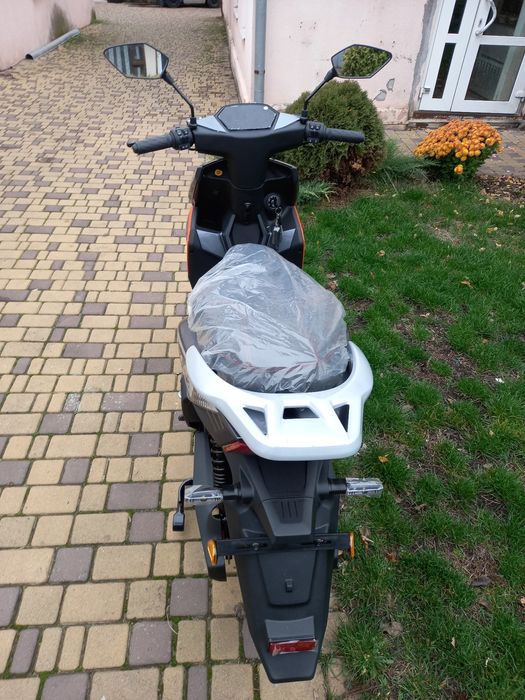 Скутер електричний Crosser V3 2500W