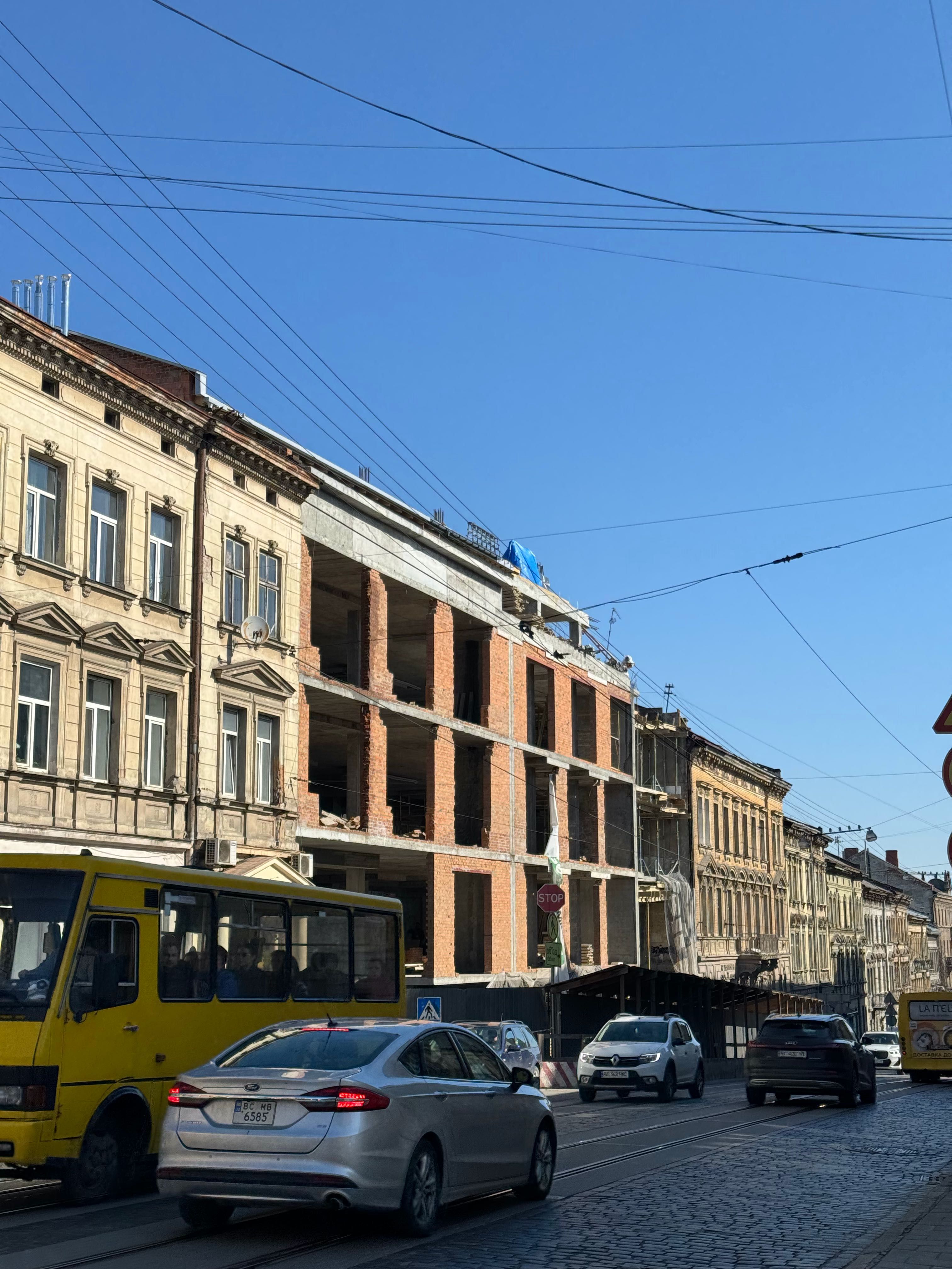 Оренда приміщення 430 м² у ТОЦ Княжий Хол (вул. Городоцька р-н цирку)