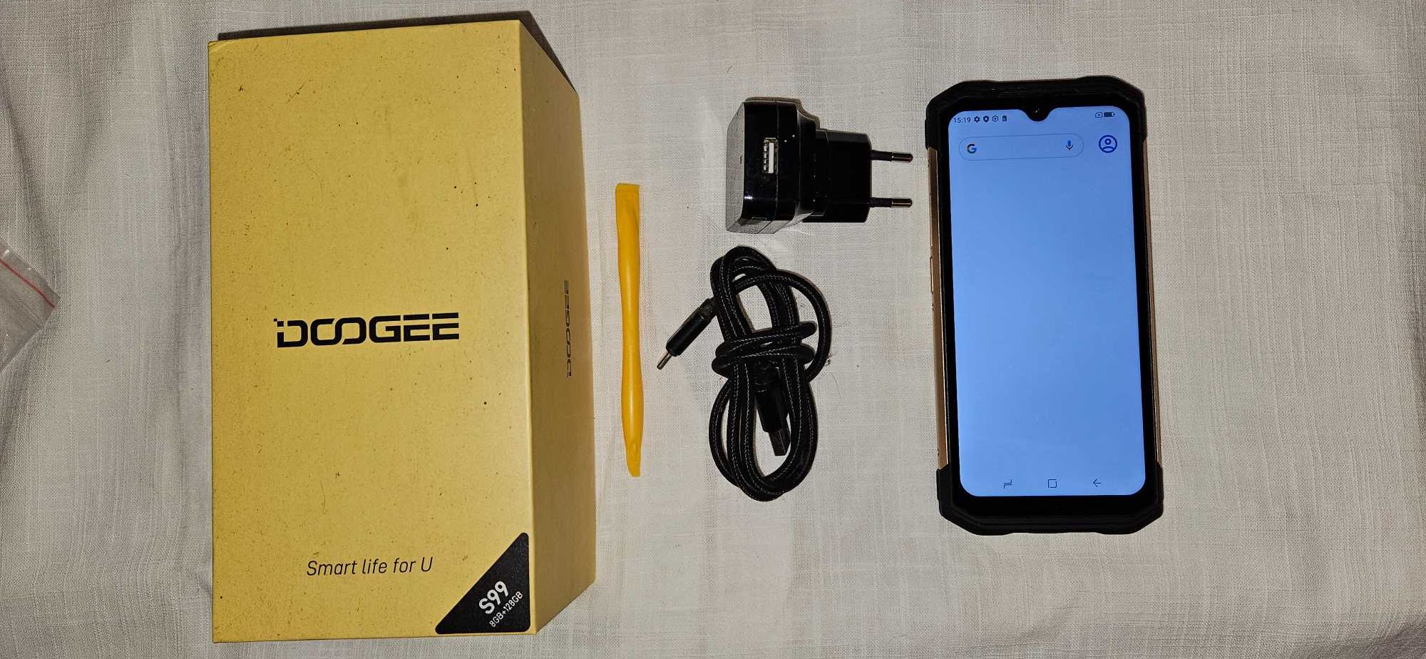 Pancerny telefon DOOGEE S99