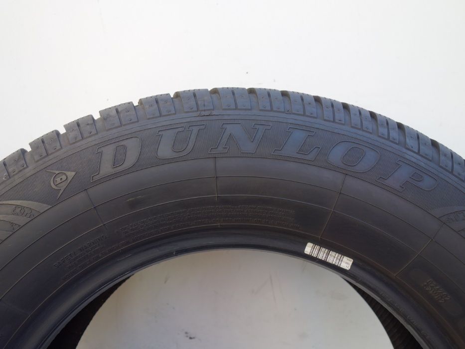 215/70/16 DUNLOP Sp Winter Sport 4D Zima