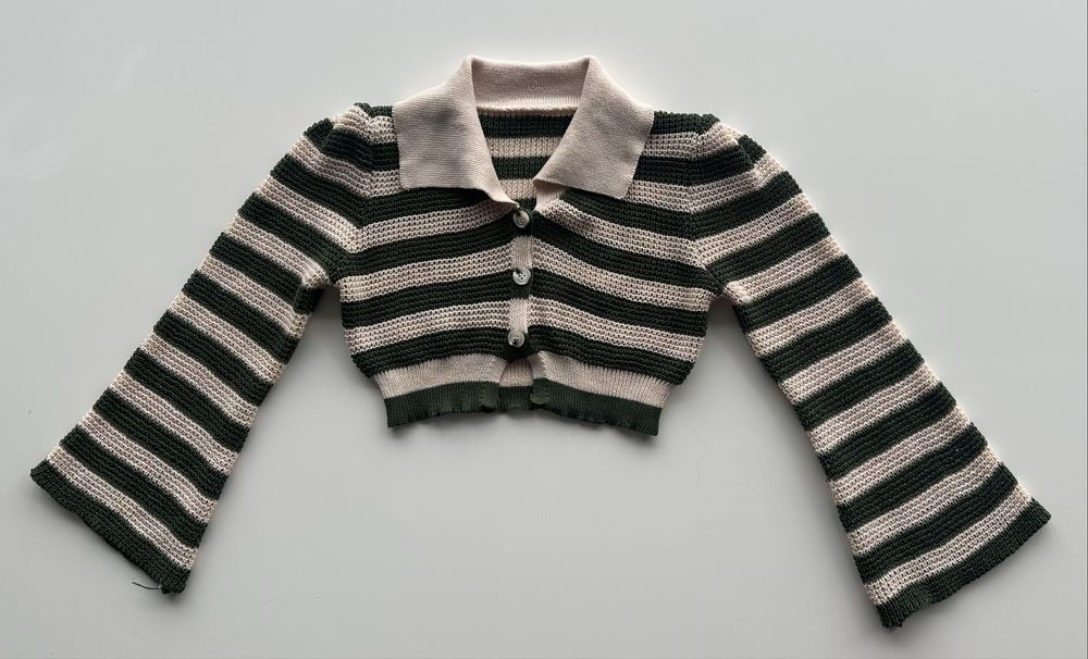 Трикотажна кофтинка в полоску