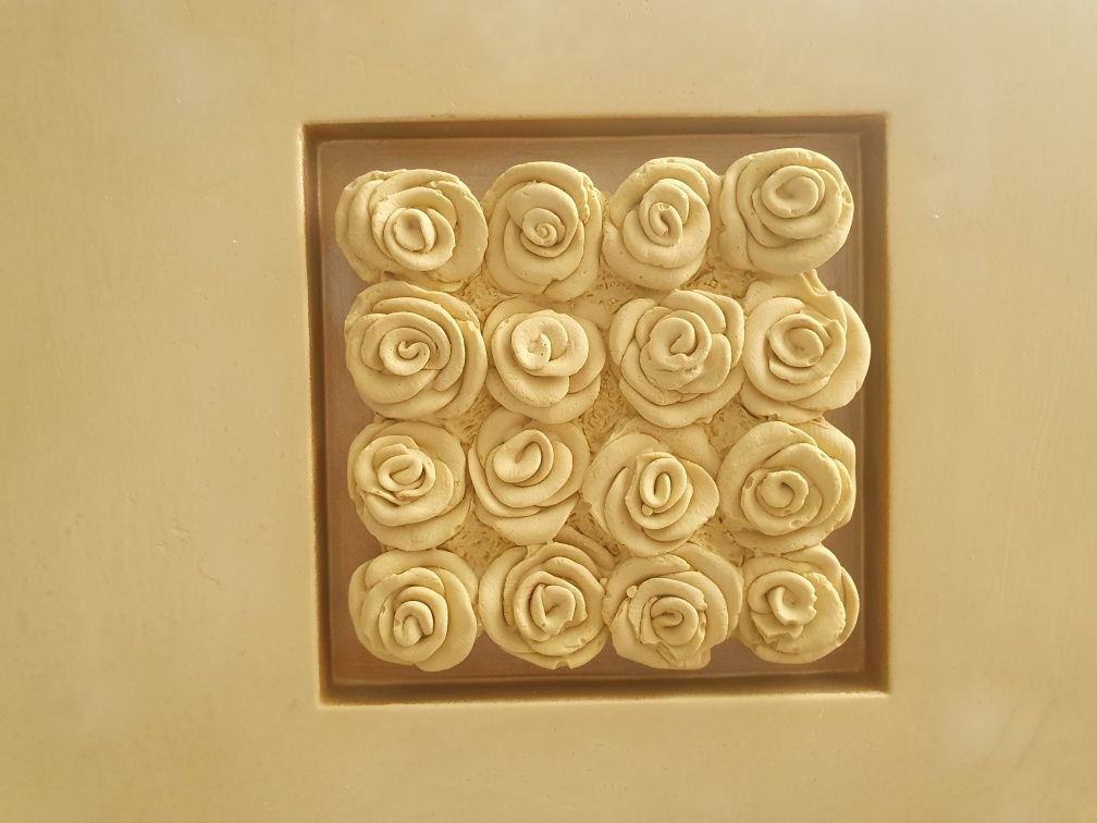 Obrazek z różyczkami